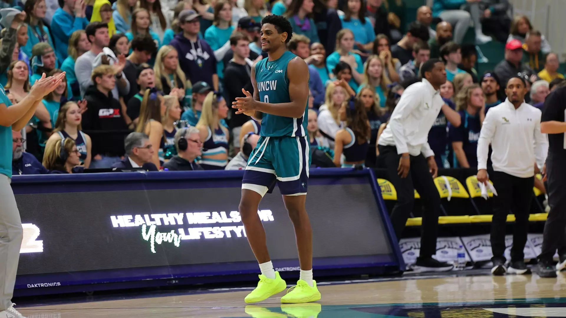 UNCW’S MONTGOMERY CAPTURES OSCAR ROBERTSON NATIONAL PLAYER OF THE WEEK HONORS BY USBWA