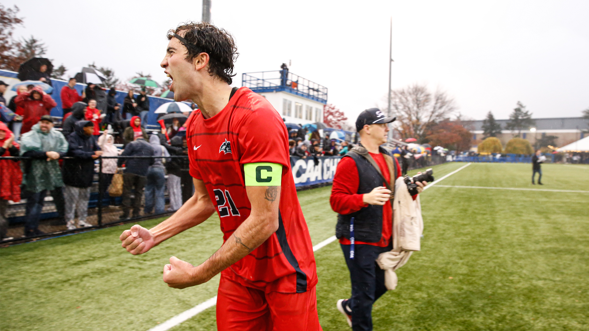 Stony Brook Stuns Hofstra, 2-1, In CAA Men's Soccer Semifinals