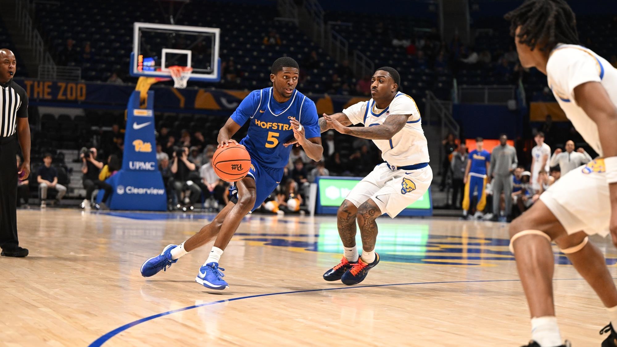 Hofstra’s Davis Tabbed USBWA Oscar Robertson National Player of the Week